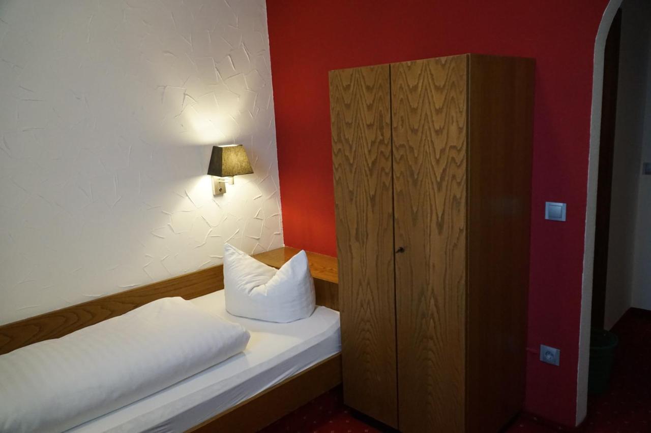 Hotel Zum Goldenen Ochsen 마이캄머 외부 사진