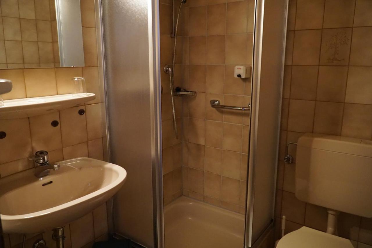Hotel Zum Goldenen Ochsen 마이캄머 외부 사진